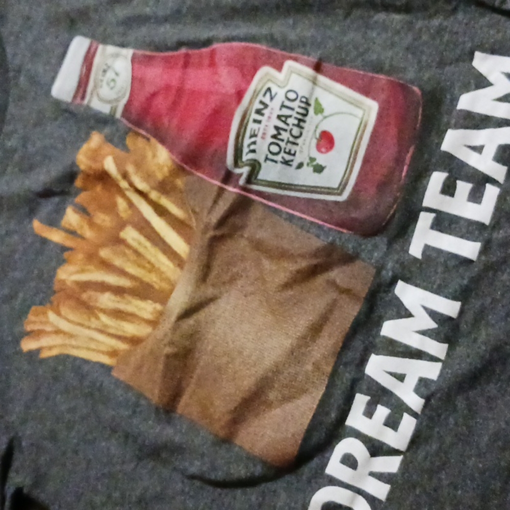 Boys heinz merch t-shirt size small 6/7